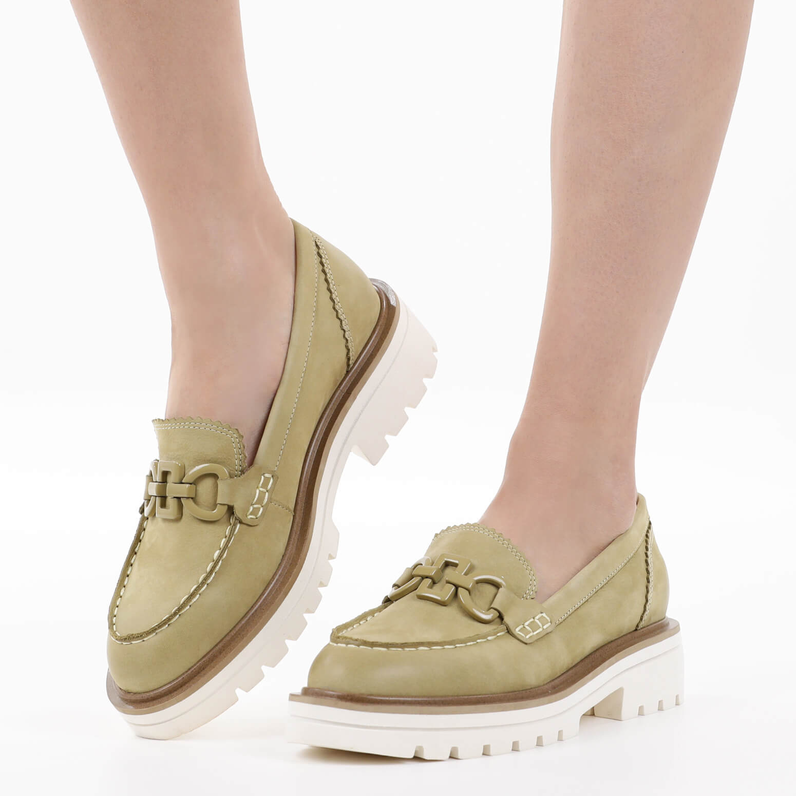 נעלי מוקסין סוליה טרקטור