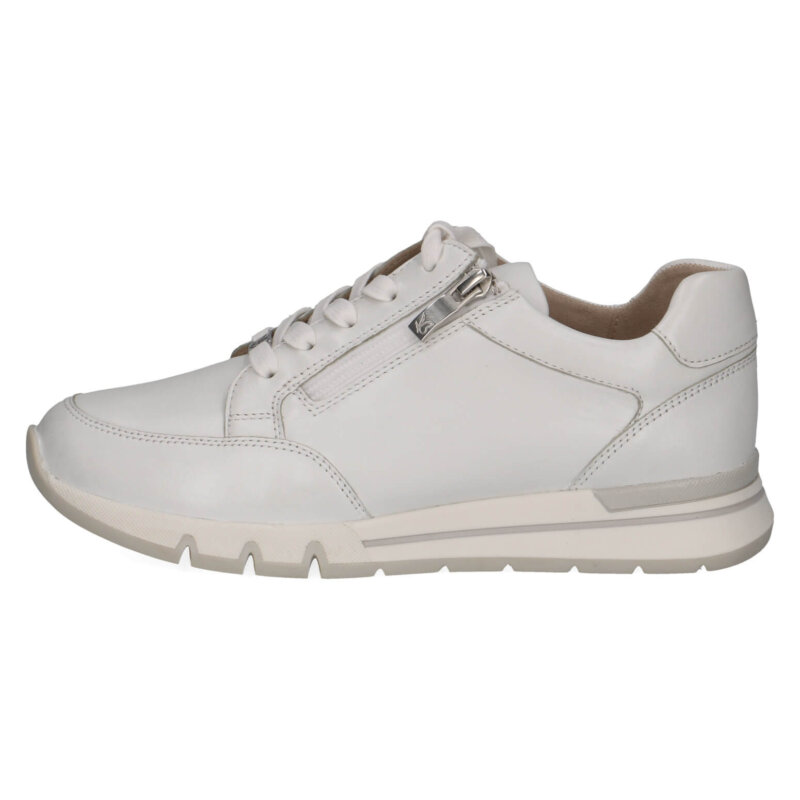 נעלי סניקרס רחבות בצבע לבן