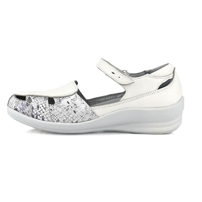 סנדלי ונציה בצבע פנינה משולב נחש כסוף