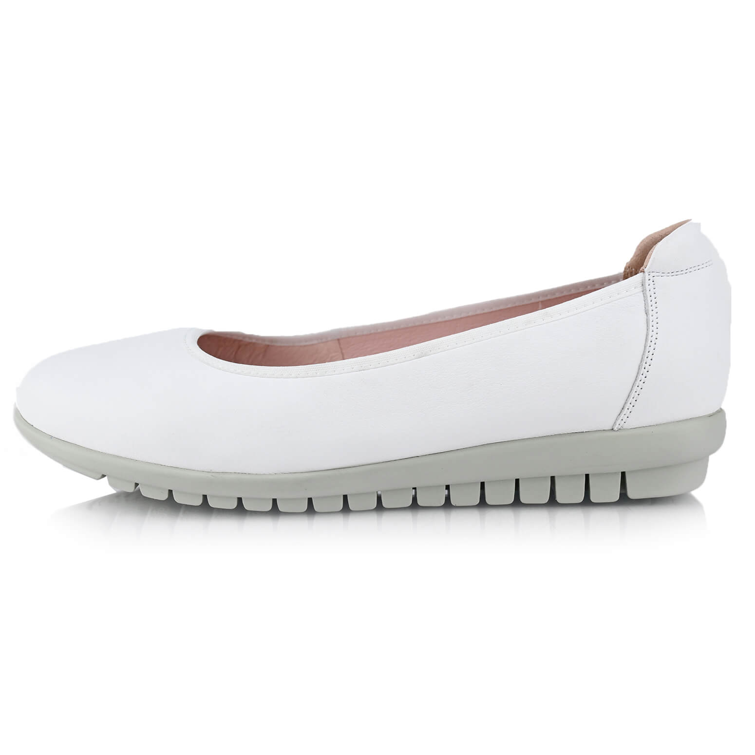 נעלי סירה לבנות עם פלטפורמה