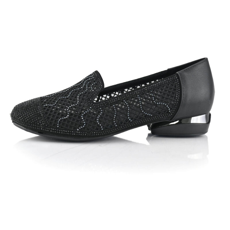 נעלי מוקסין בצבע שחור