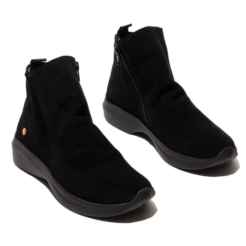 מגפונים GRACE קלאסיים בצבע שחור זמש