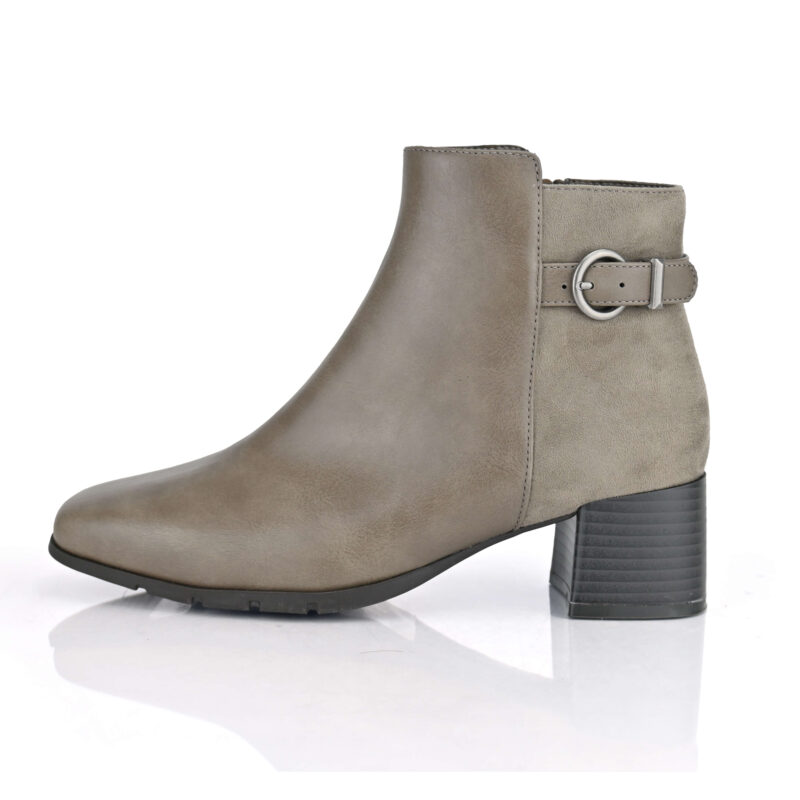 מגפונים SUESCA עם אבזם בצבע טאופ