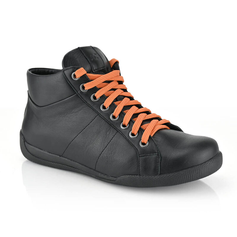 נעלי סניקרס LISA בצבע שחור