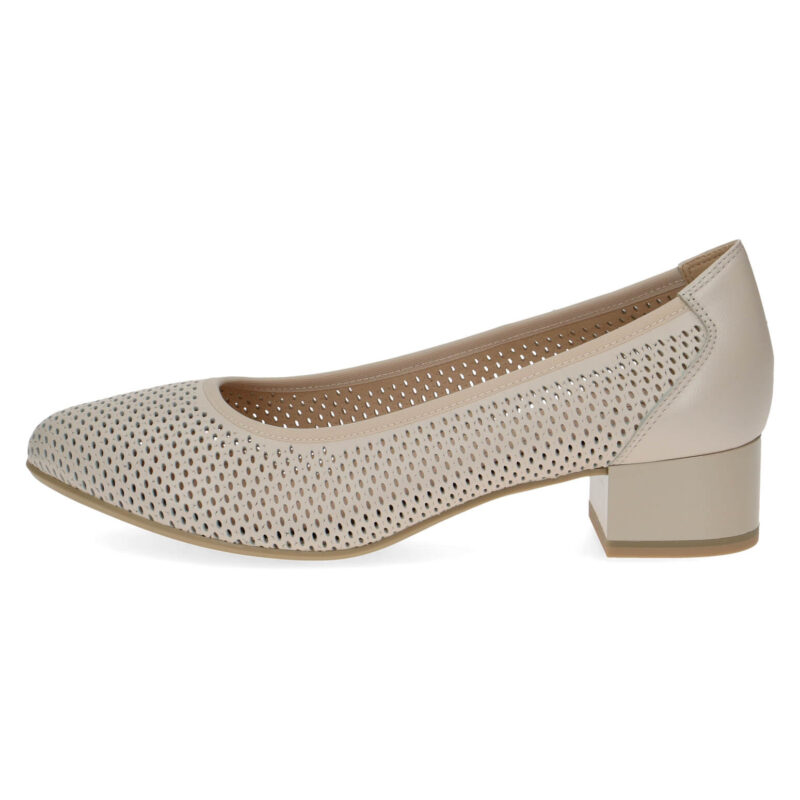 נעלי סירה ANUSCHKA בצבע לבן קרם