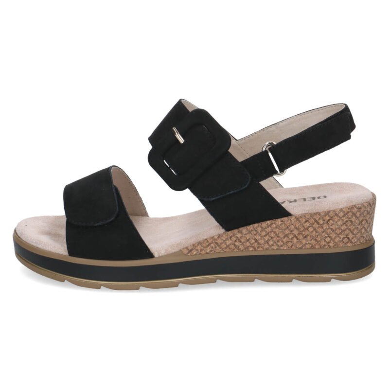 סנדלים BERNADETTE עם אבזם בצבע שחור זמש