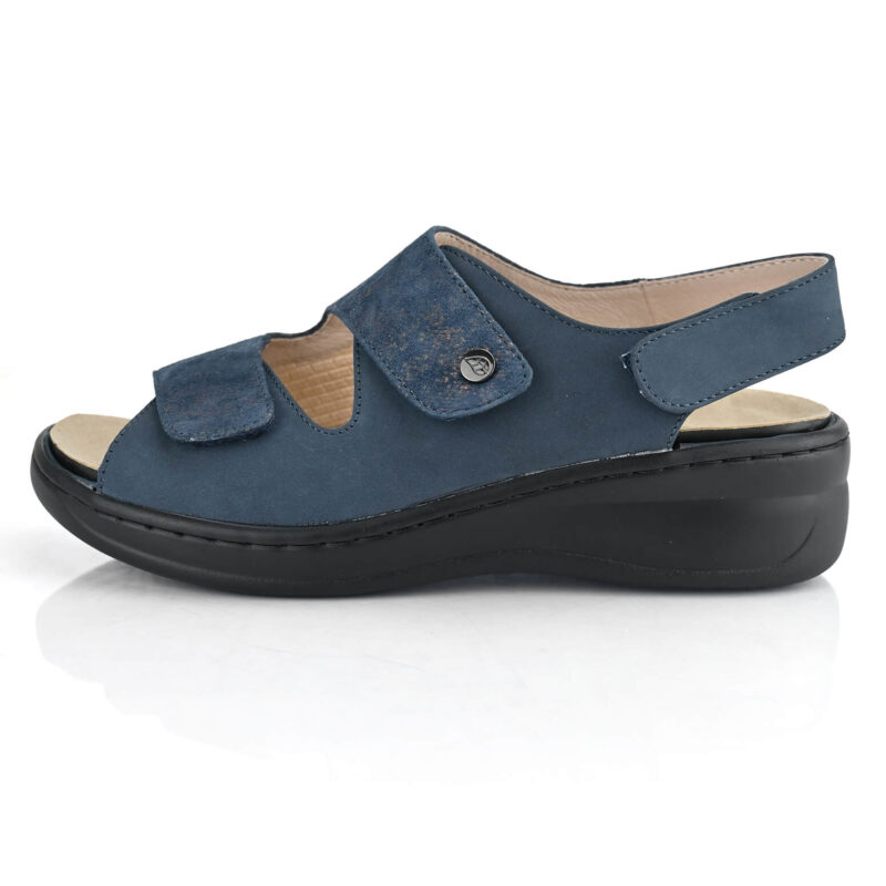 סנדלי Malaga בצבע כחול נובוק