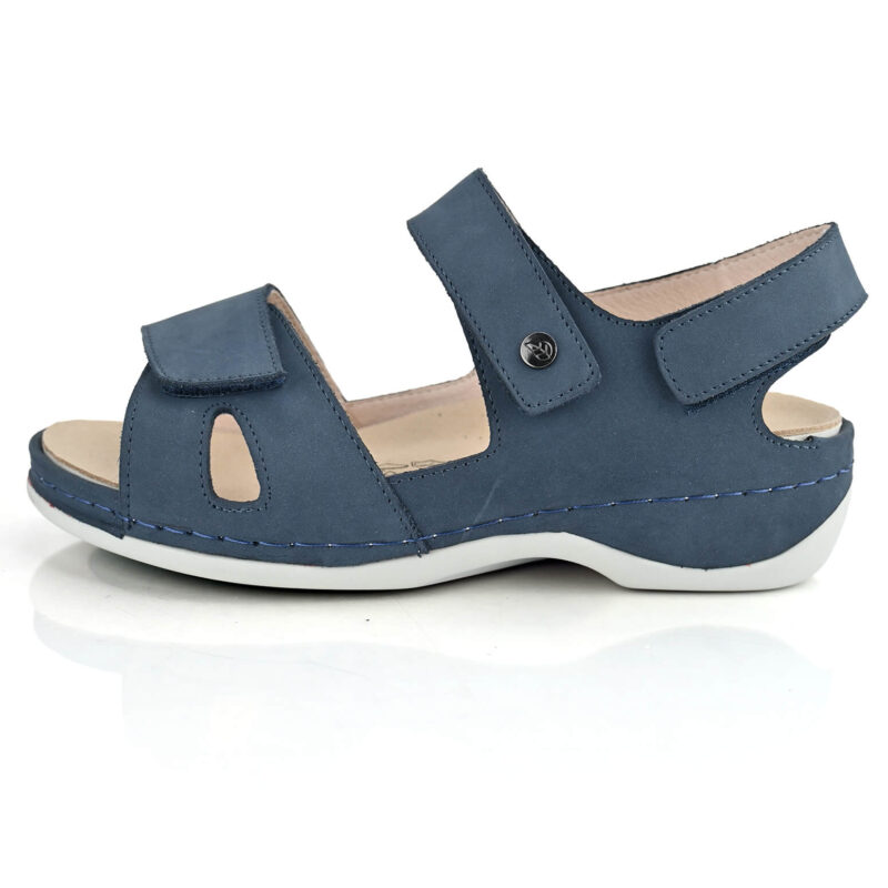 סנדלי Valletta בצבע נייבי נובוק