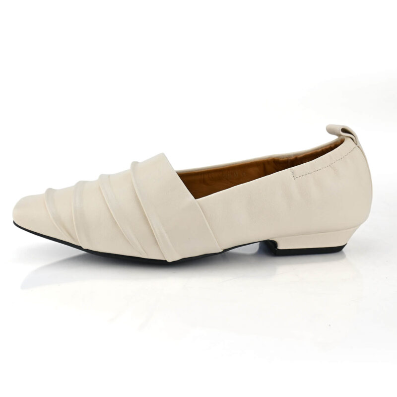 נעלי עקב Riverbend בצבע לבן